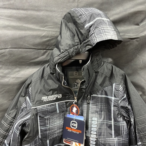 Jacket - Picture 3 of 6